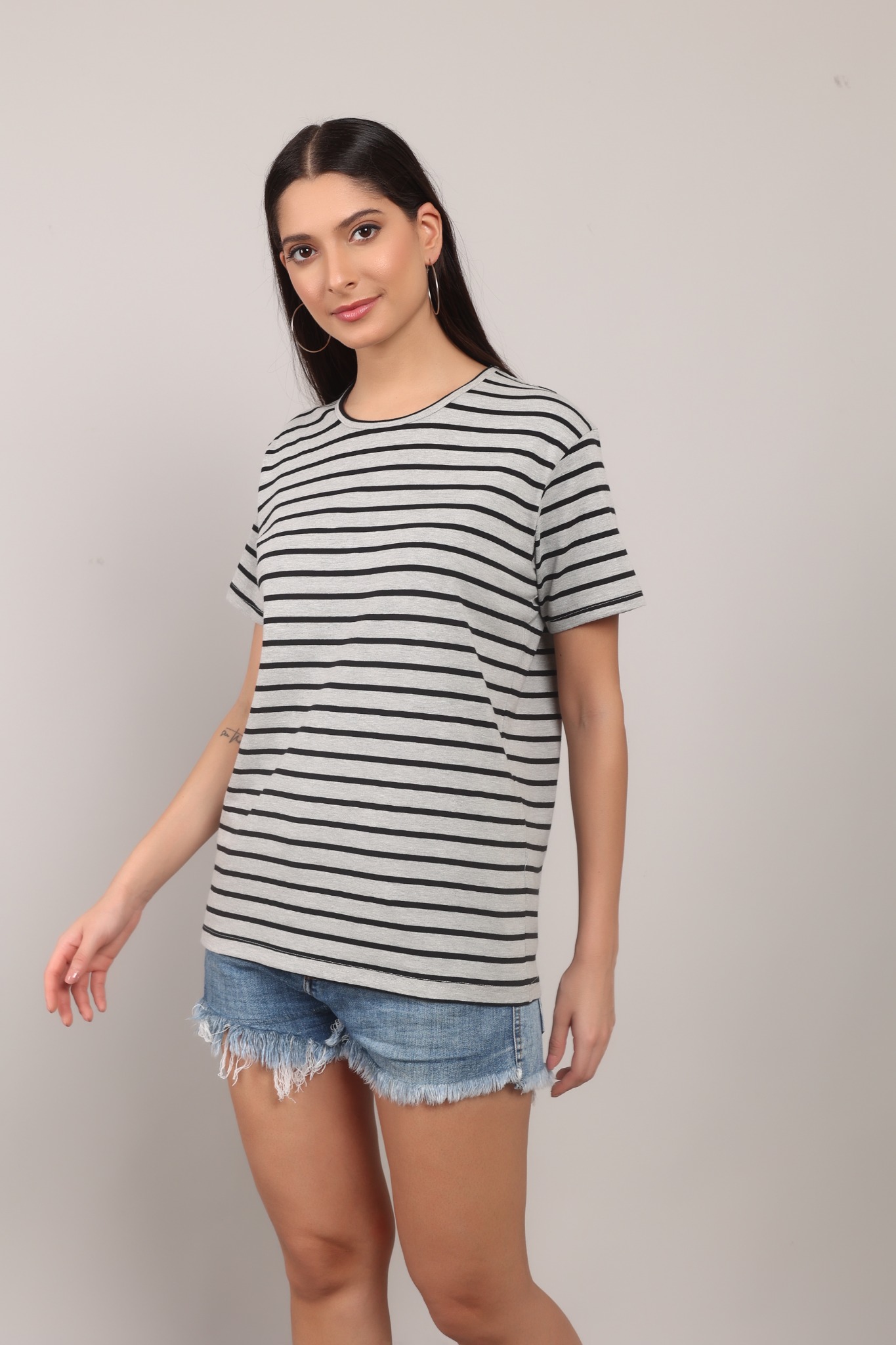 Modyne Fashions women’s western wear